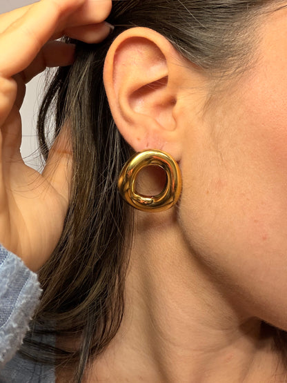 Orecchini Wave Hoops